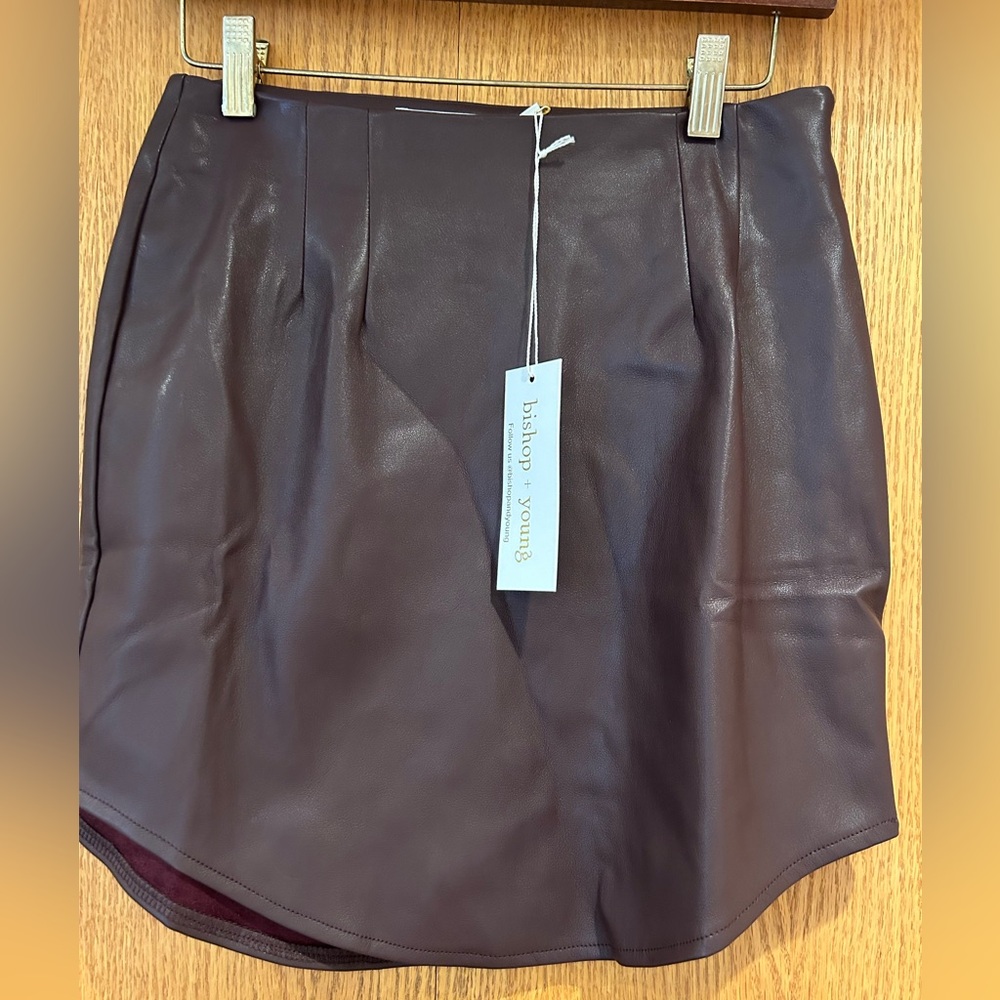 NEW Bishop & Young Chocolate Vegan Leather Mini Skirt Medium Anthropologie Brand